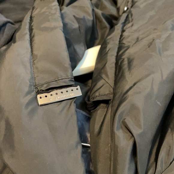 Tahari Black 3 quarter down  puffer hooded jacket small - Picture 6 of 7